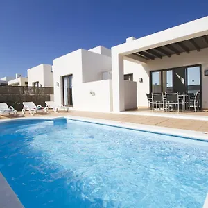 Villa Ereza Buganvillas